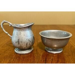 Vintage Wilton Armetale RWP Aluminum Metal Country Ware Revere Cream & Sugar Set